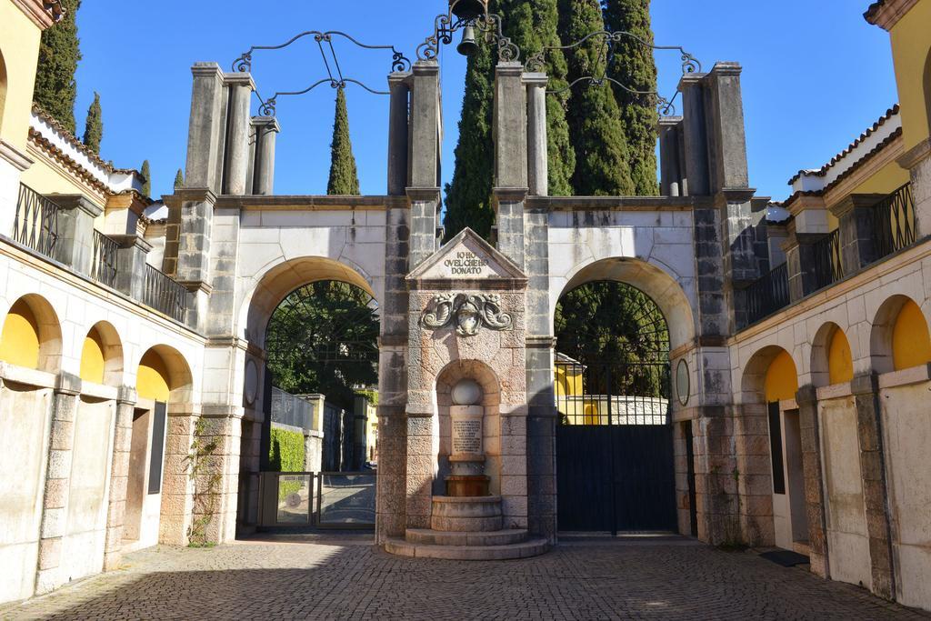Taverna Affittacamere غاردوني ريفييرا المظهر الخارجي الصورة